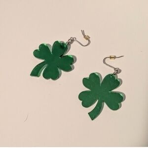 Green Saint Patrick's Day Shamrock Dangle Earrings